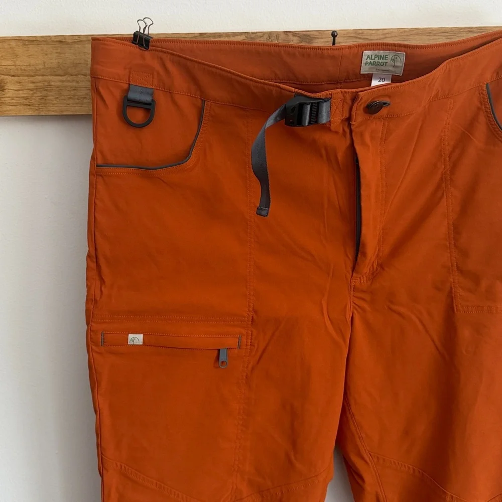 Alpine Parrot Outdoor Pants - Picture 3 of 5